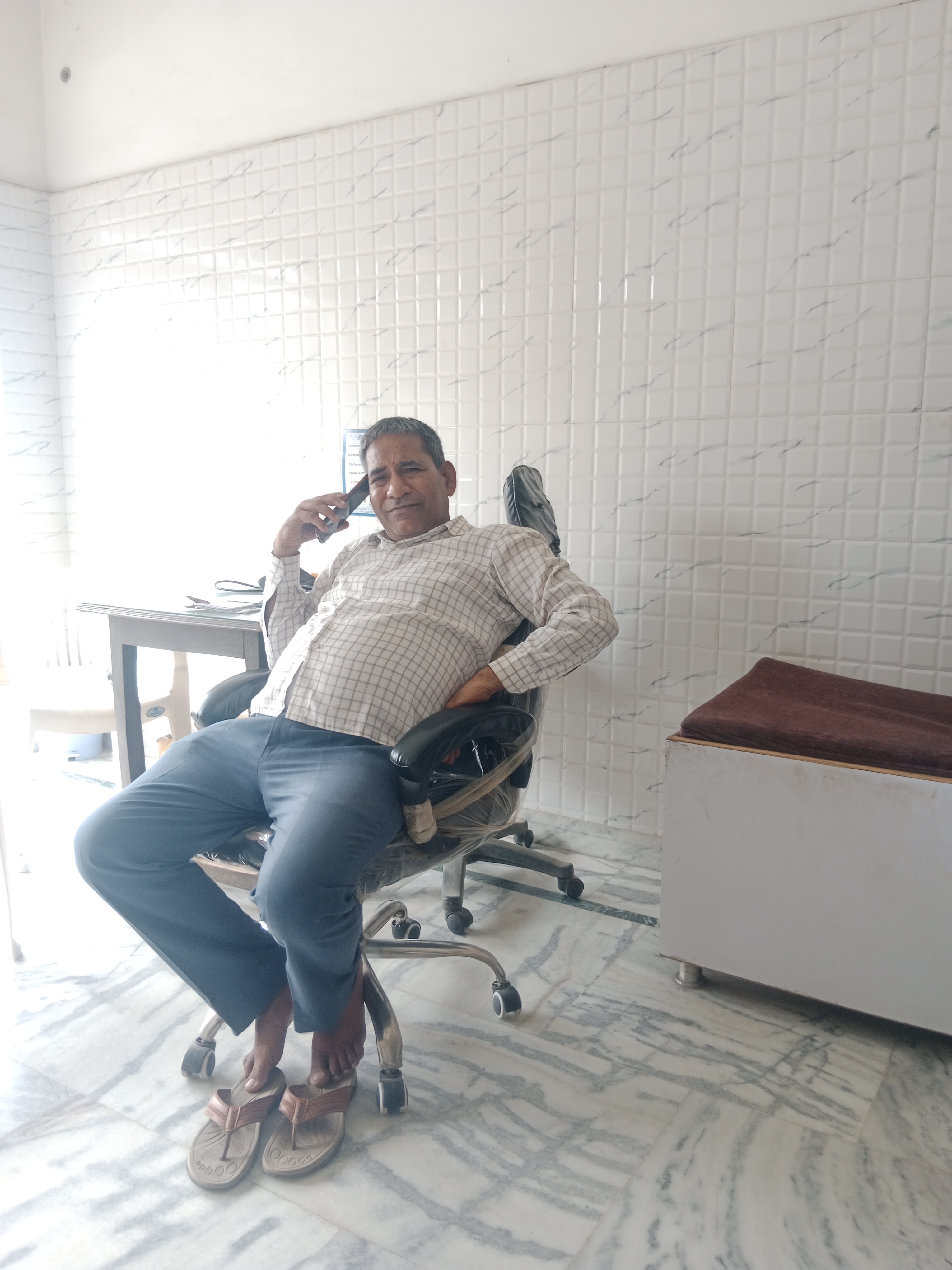 Dr munna savita