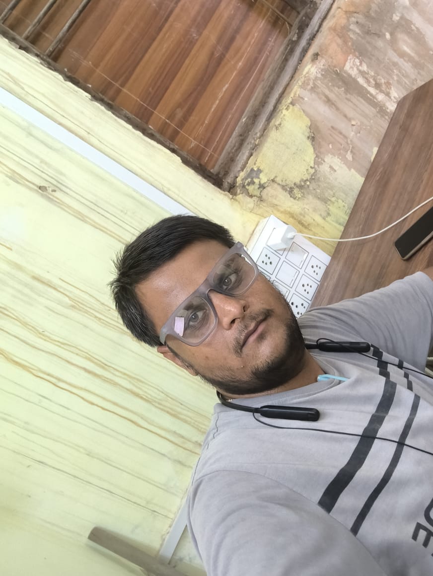 ऋषभ श्रीवास्तव